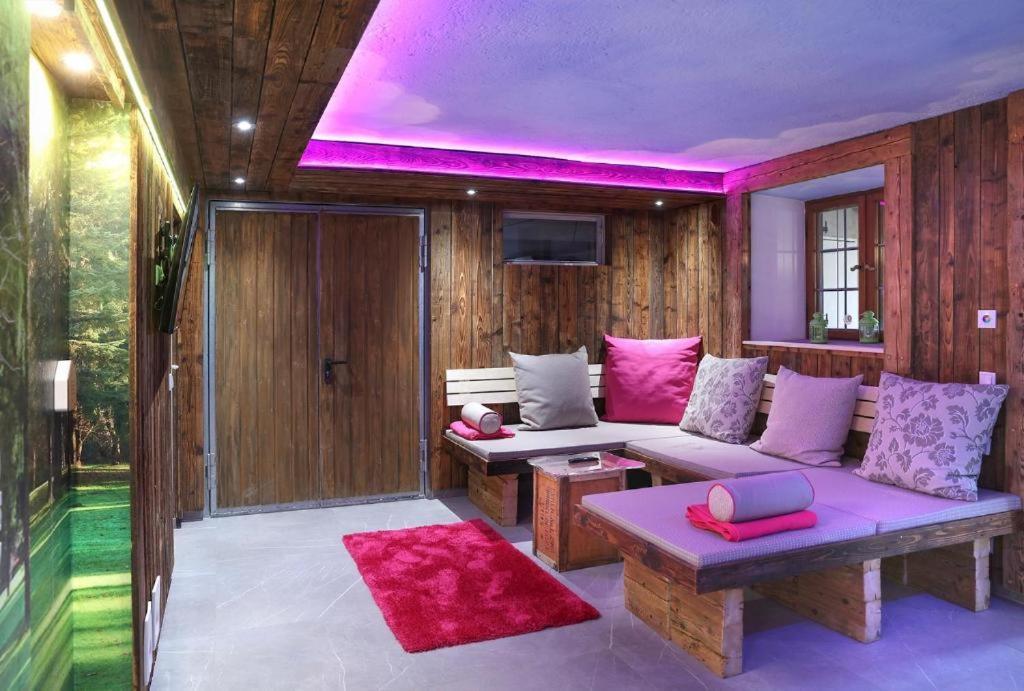 Private Luxury Chalet ジークスドルフ エクステリア 写真